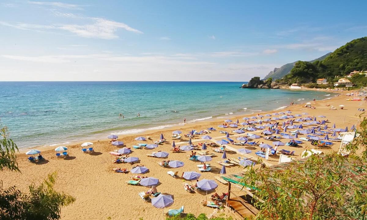 Aurora Apartment Corfu ペレカス エクステリア 写真