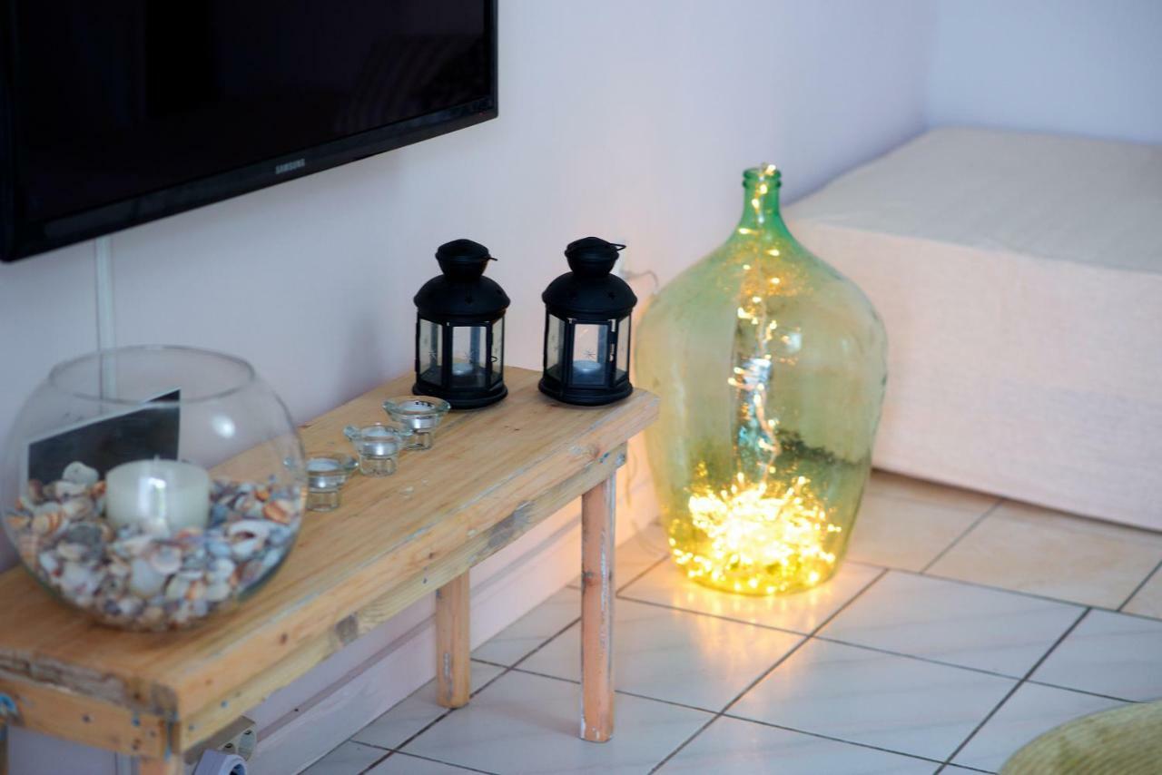 Aurora Apartment Corfu ペレカス エクステリア 写真