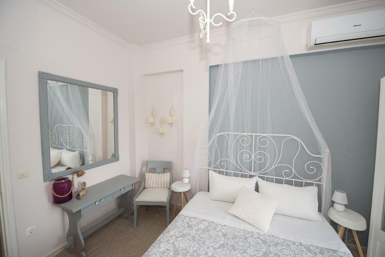 Aurora Apartment Corfu ペレカス エクステリア 写真